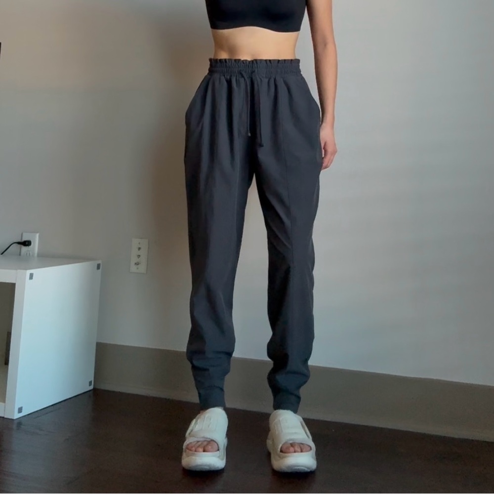 Abercrombie & Fitch high waisted workout jogger pants